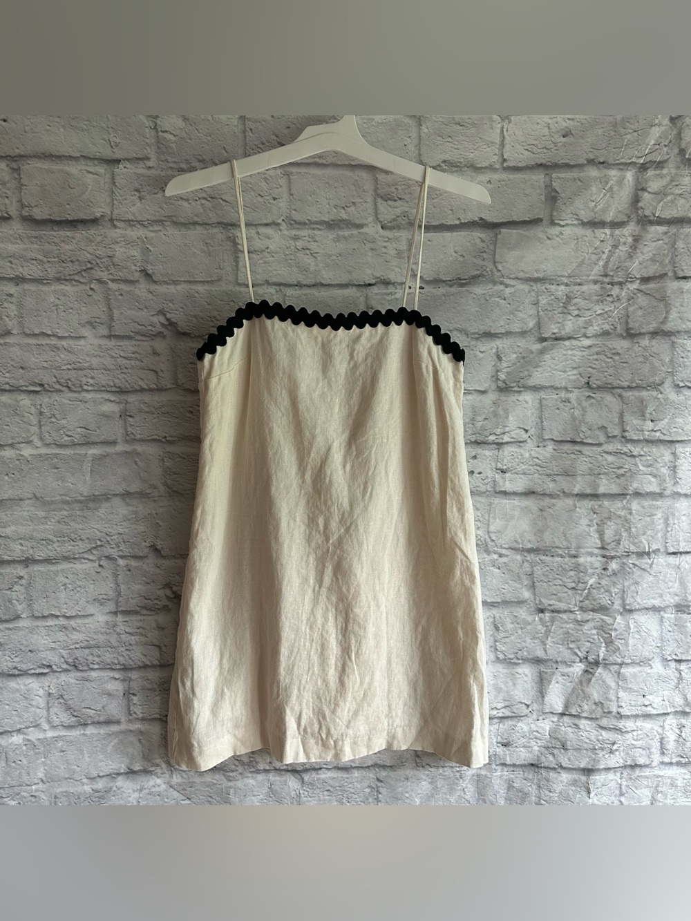 PREOWNED MNG IVORY CREAM LINEN SPAGHETTI STRAP DRESS BLACK SQUIGGLE WOMENS 4